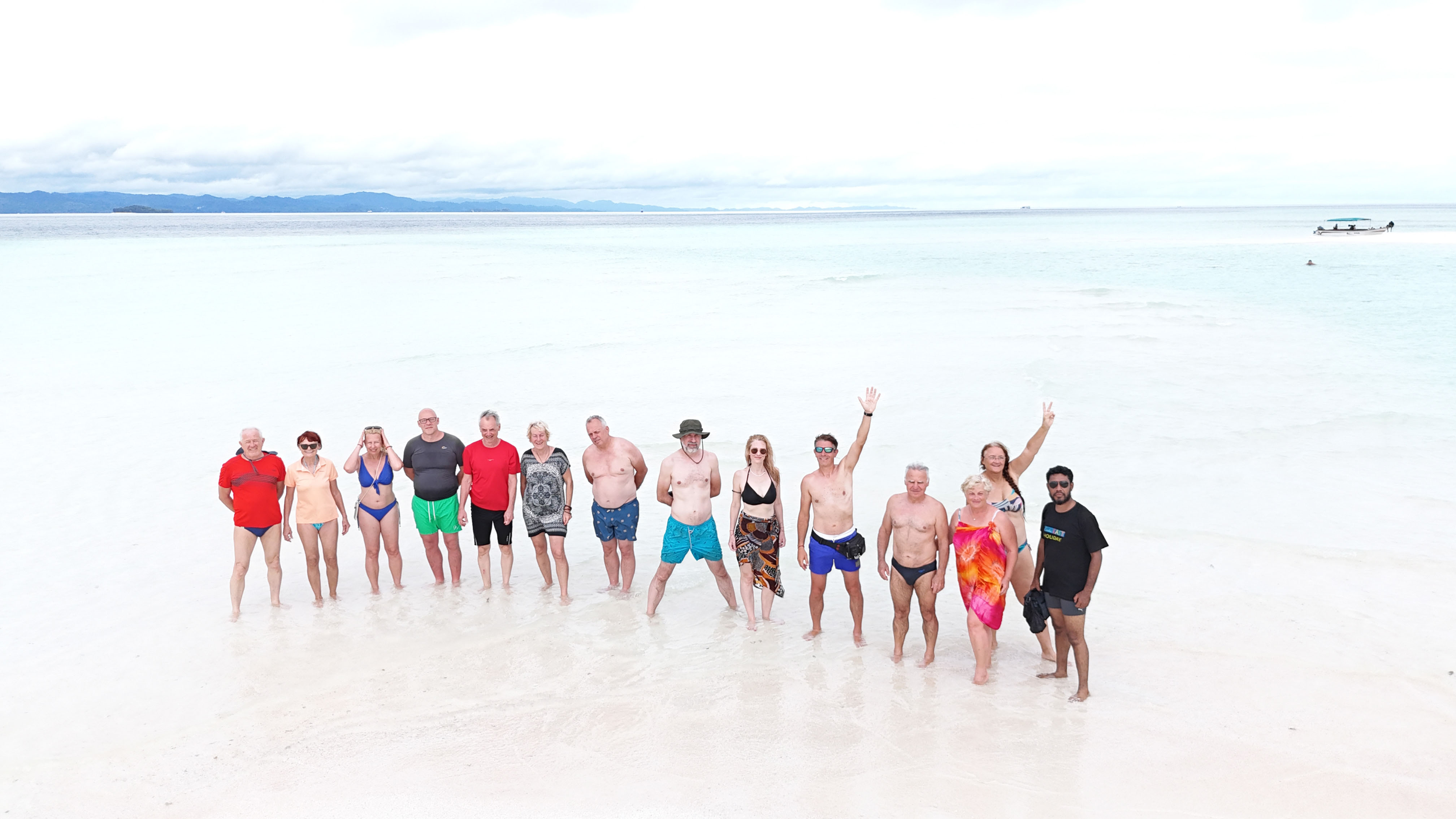 6 DAYS 5 NIGHTS EXPLORE RAJA AMPAT ISLANDS INCLUDING WAYAG