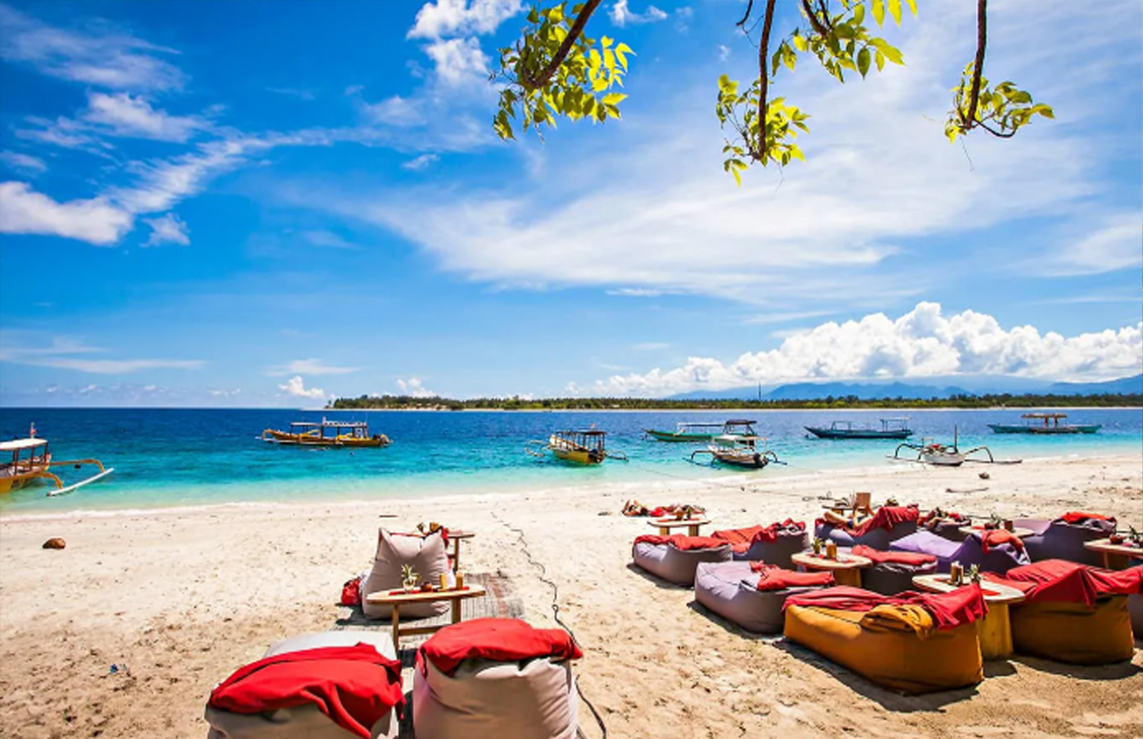 4 DAYS 3 NIGHTS LOMBOK AND GILI TRAWANGAN TOUR